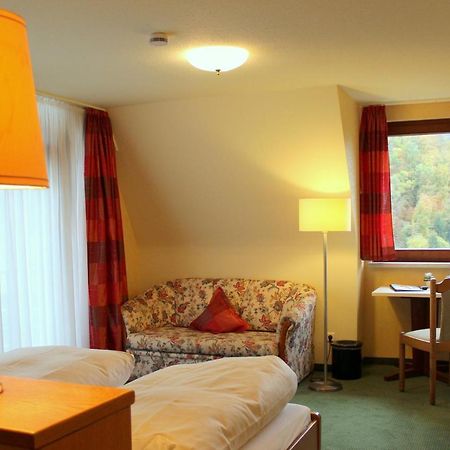 Hotel Am Bad-Wald 바드리에벤젤 외부 사진
