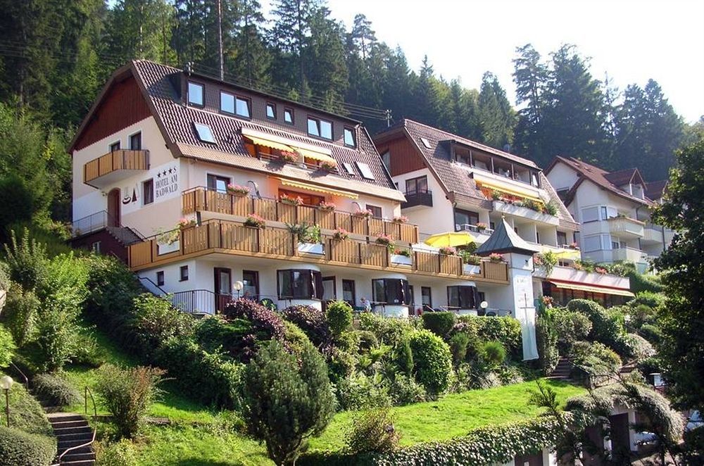 Hotel Am Bad-Wald 바드리에벤젤 외부 사진